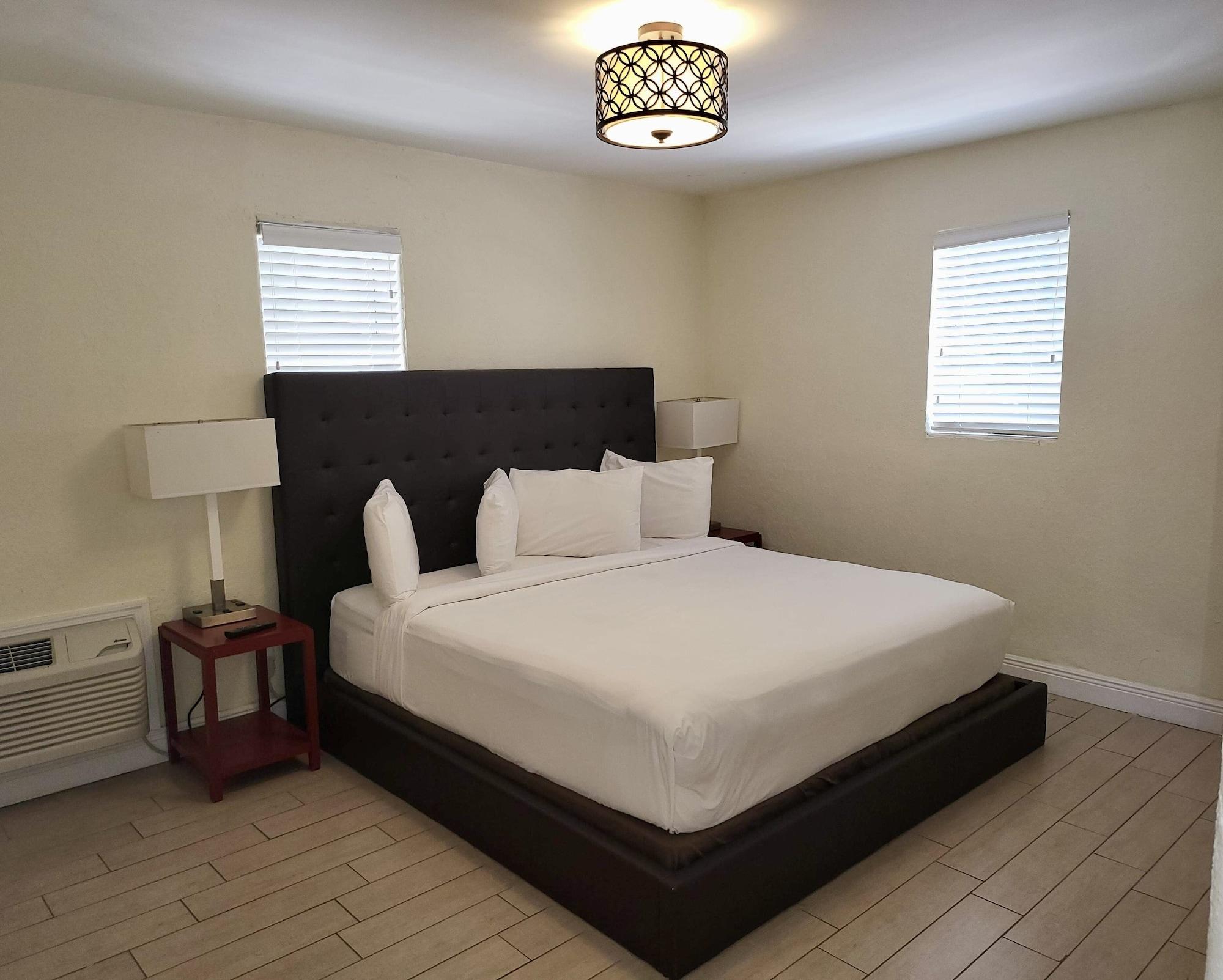 Chateau Mar Beach Resort Ormond Beach Eksteriør billede